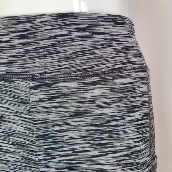 NEW J. Crew Gray Space Dye Cropped Leggings - Picture 12 of 13